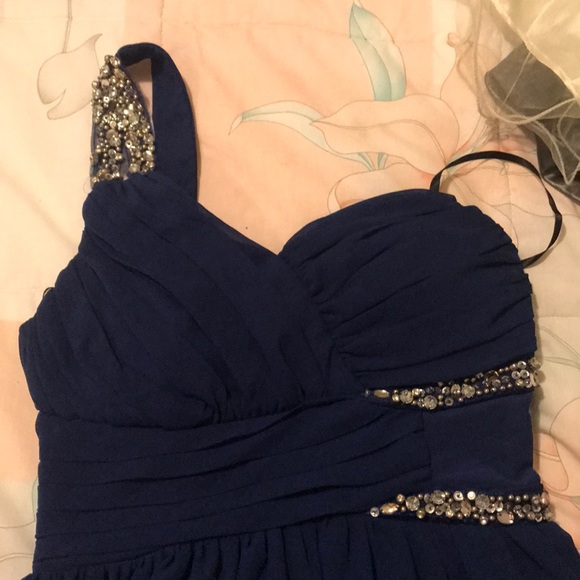 Dress - Picture 2 of 2